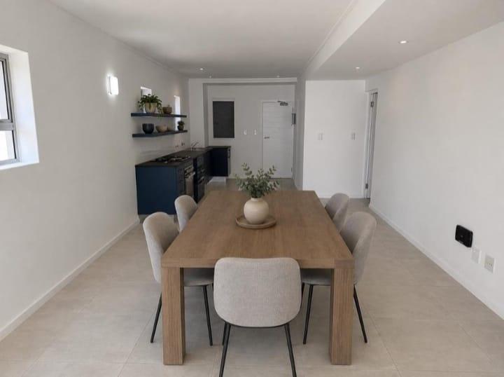 To Let 2 Bedroom Property for Rent in Hurlingham Gauteng