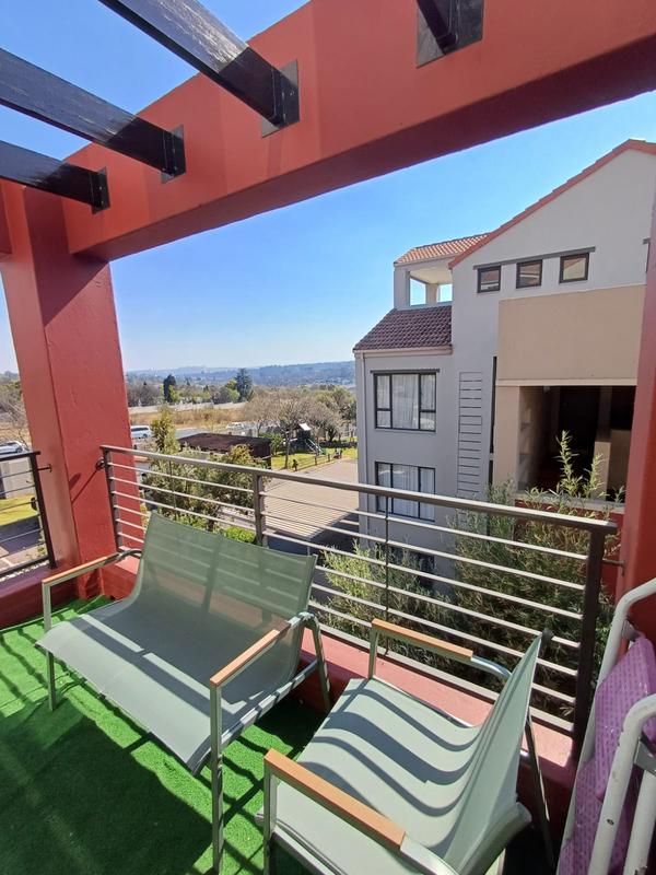 To Let 1 Bedroom Property for Rent in Lonehill Gauteng
