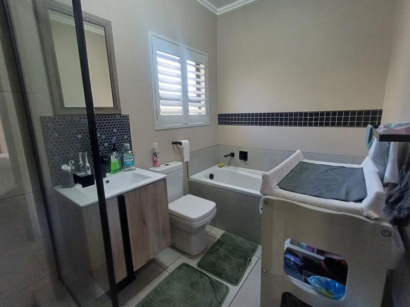 To Let 1 Bedroom Property for Rent in Lonehill Gauteng
