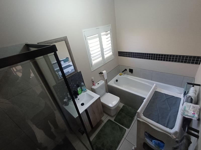 To Let 1 Bedroom Property for Rent in Lonehill Gauteng