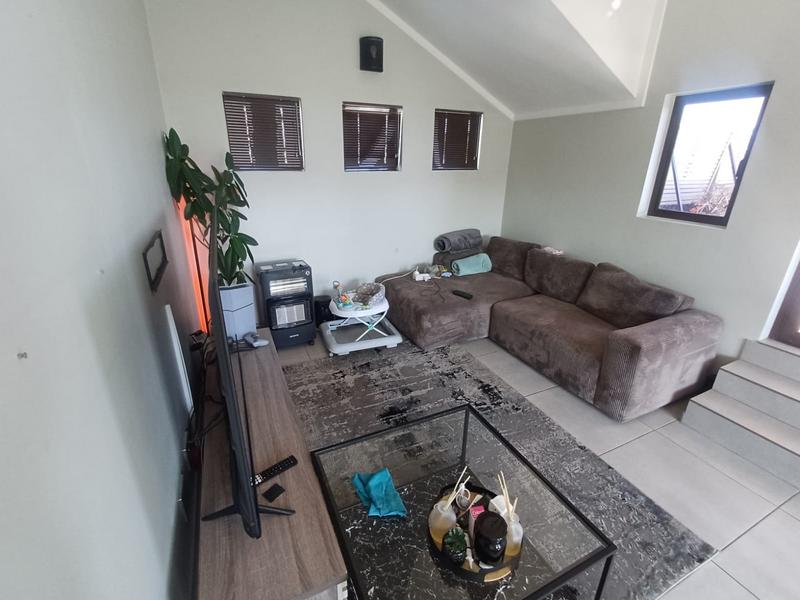 To Let 1 Bedroom Property for Rent in Lonehill Gauteng