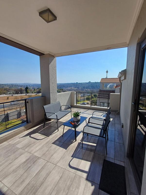 To Let 1 Bedroom Property for Rent in Lonehill Gauteng