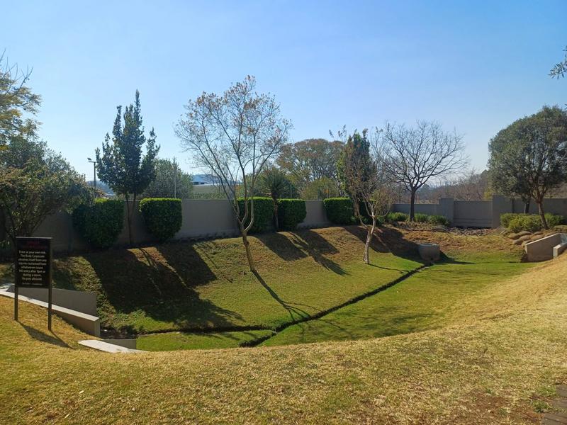 To Let 1 Bedroom Property for Rent in Lonehill Gauteng