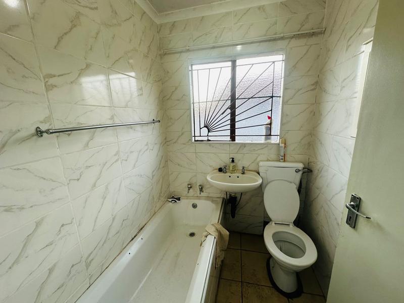 To Let 3 Bedroom Property for Rent in Vosloorus Ext 6 Gauteng