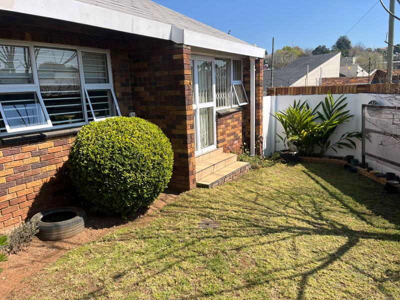 To Let 3 Bedroom Property for Rent in Sandton Central Gauteng