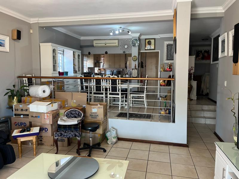 To Let 3 Bedroom Property for Rent in Sandton Central Gauteng
