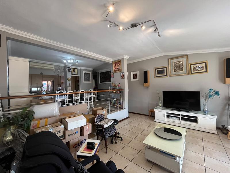 To Let 3 Bedroom Property for Rent in Sandton Central Gauteng
