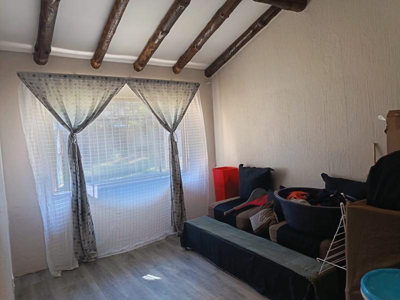 3 Bedroom Property for Sale in Brackendowns Gauteng