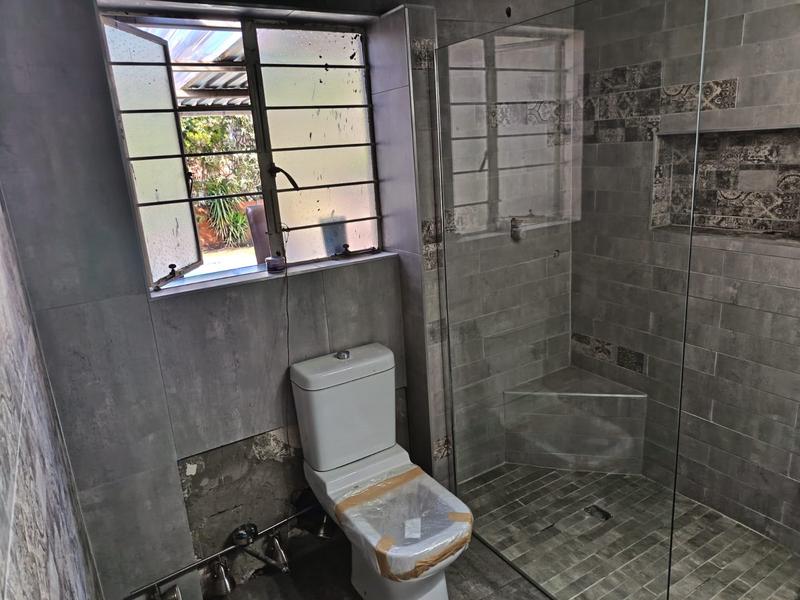 3 Bedroom Property for Sale in Brackendowns Gauteng