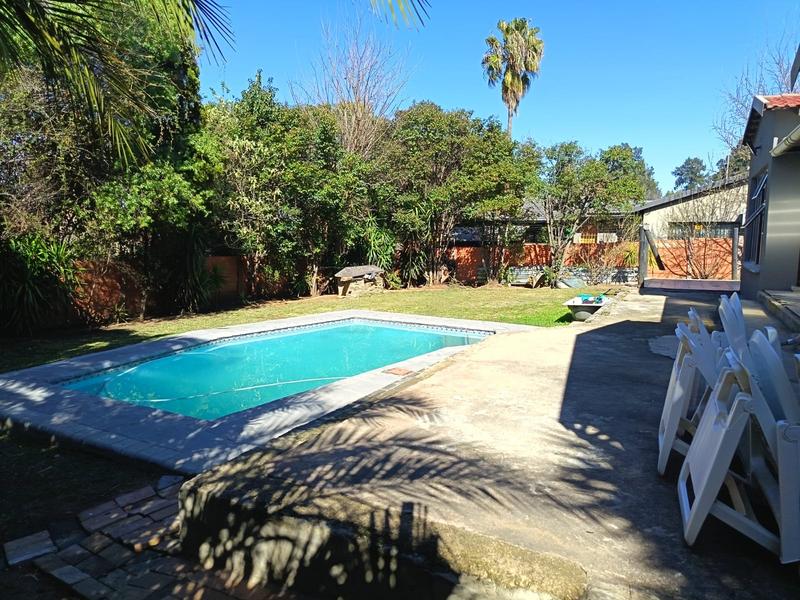 3 Bedroom Property for Sale in Brackendowns Gauteng