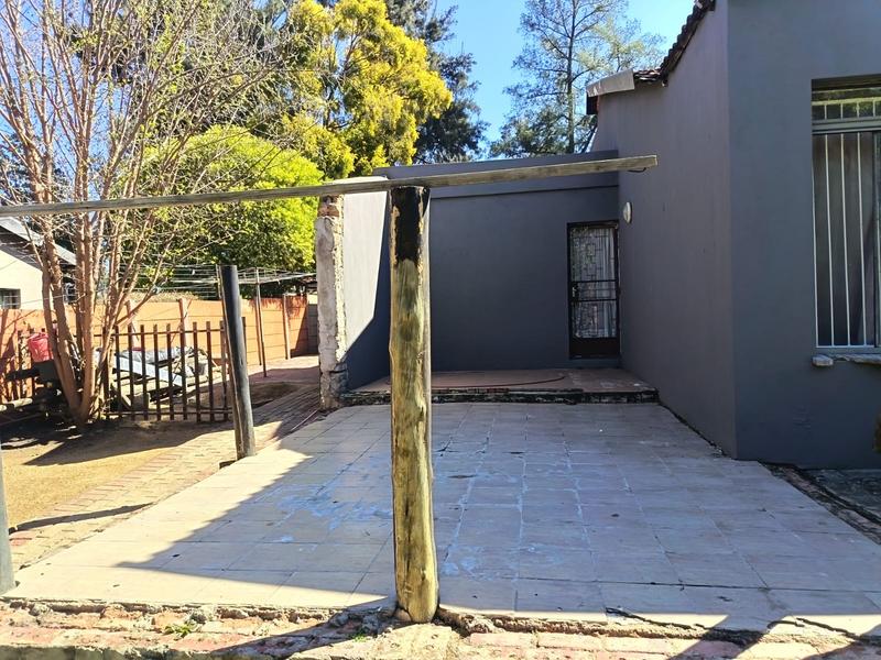 3 Bedroom Property for Sale in Brackendowns Gauteng
