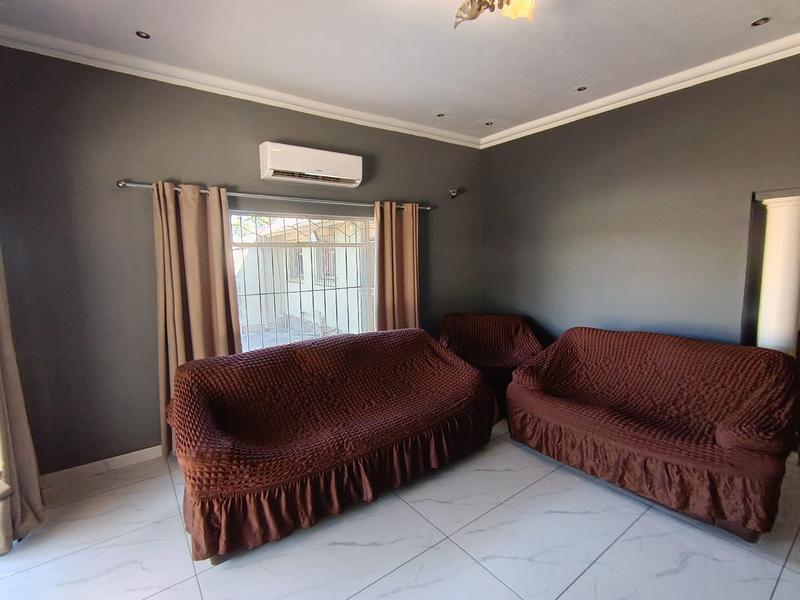 3 Bedroom Property for Sale in Brackendowns Gauteng