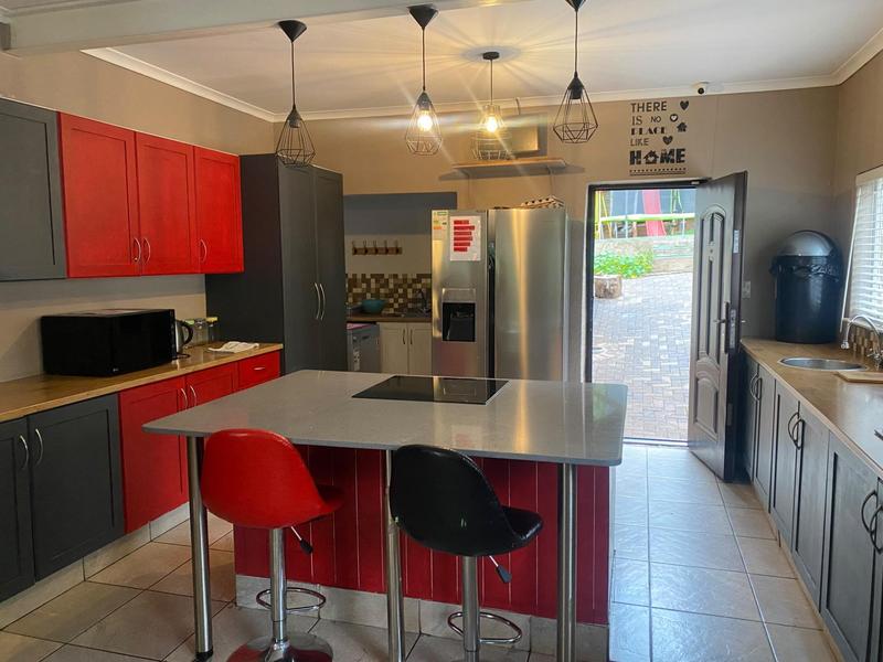3 Bedroom Property for Sale in Mulbarton Gauteng