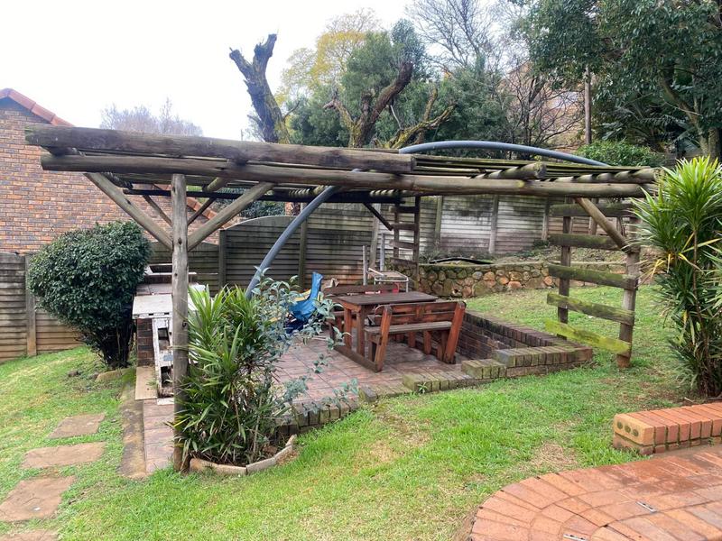 3 Bedroom Property for Sale in Mulbarton Gauteng