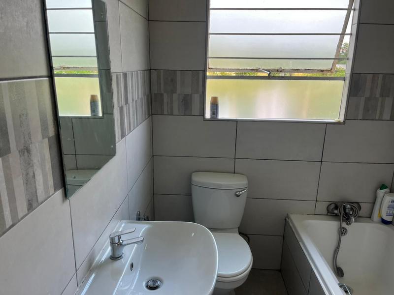 2 Bedroom Property for Sale in Rembrandt Park Gauteng