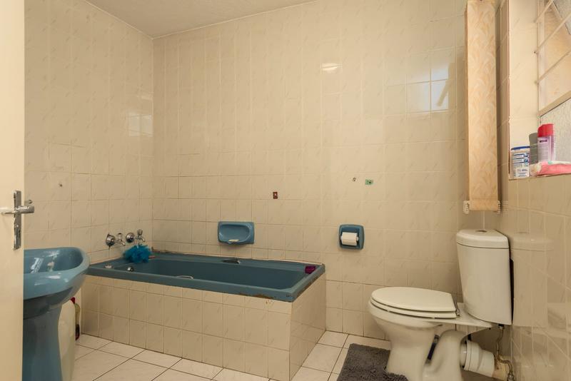 3 Bedroom Property for Sale in Suideroord Gauteng