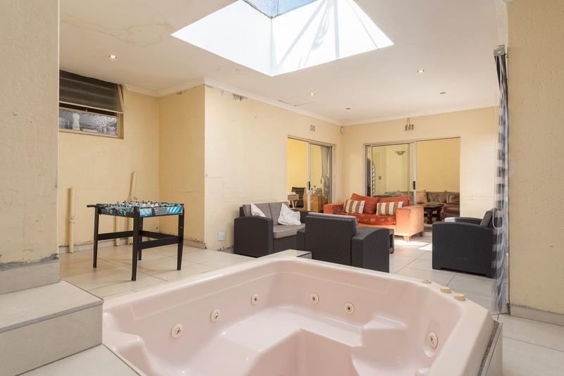 3 Bedroom Property for Sale in Suideroord Gauteng