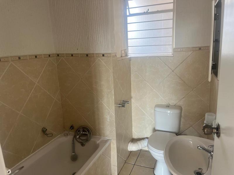 3 Bedroom Property for Sale in Bramley Park Gauteng