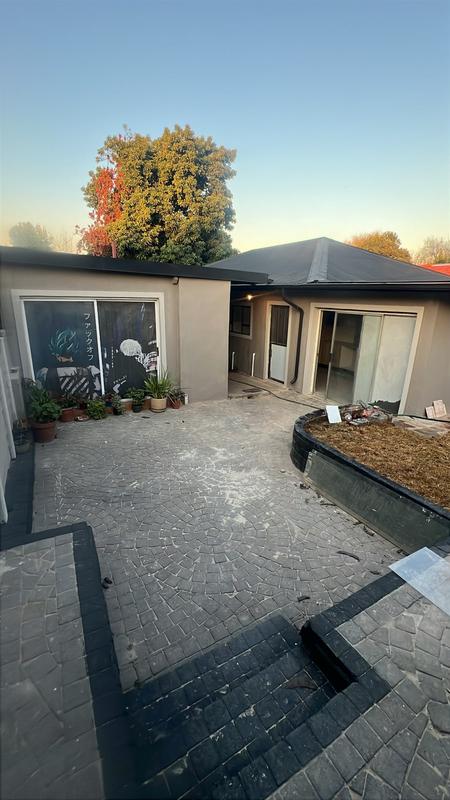 3 Bedroom Property for Sale in Albertville Gauteng