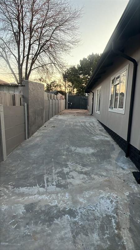 3 Bedroom Property for Sale in Albertville Gauteng