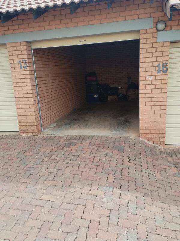 To Let 2 Bedroom Property for Rent in Noordwyk Gauteng