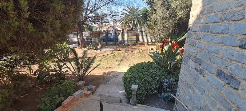 6 Bedroom Property for Sale in Norkem Park Gauteng
