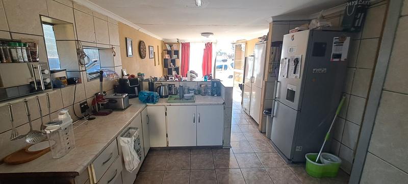 6 Bedroom Property for Sale in Norkem Park Gauteng