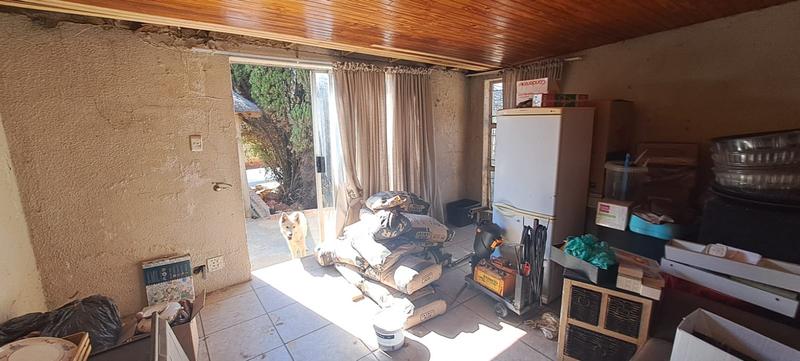 6 Bedroom Property for Sale in Norkem Park Gauteng
