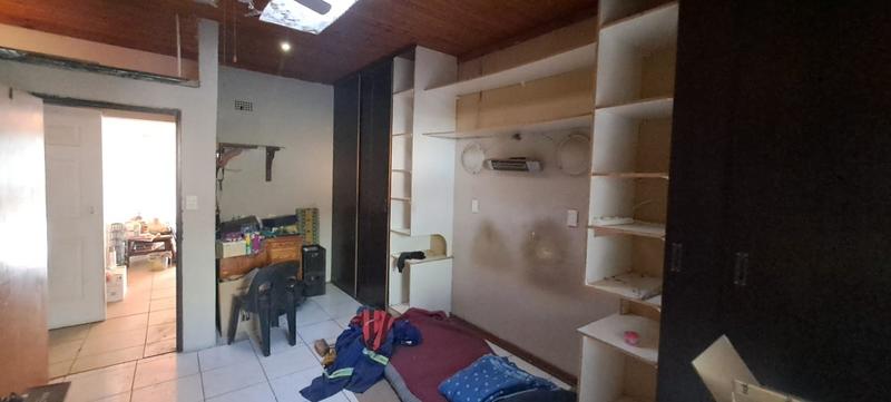 6 Bedroom Property for Sale in Norkem Park Gauteng