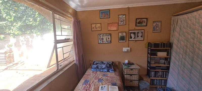 6 Bedroom Property for Sale in Norkem Park Gauteng