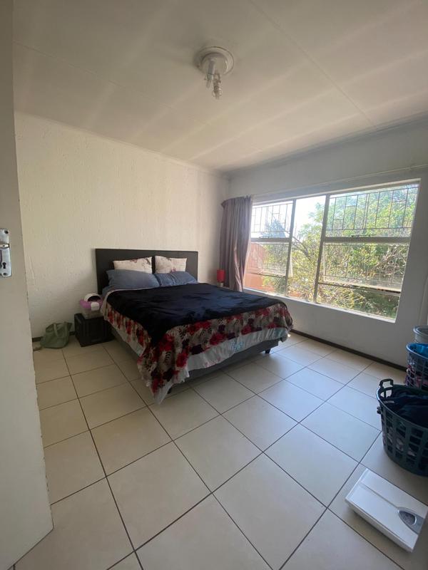 To Let 2 Bedroom Property for Rent in Vorna Valley Gauteng