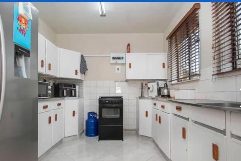 2 Bedroom Property for Sale in Westdene Gauteng
