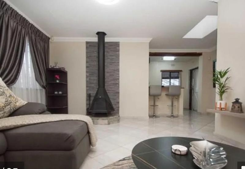 2 Bedroom Property for Sale in Westdene Gauteng