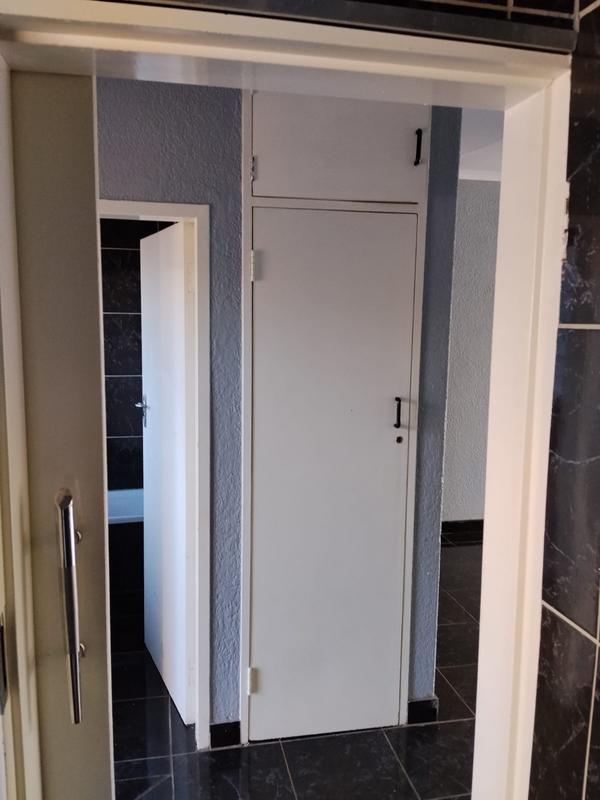To Let 1 Bedroom Property for Rent in Windsor West Gauteng