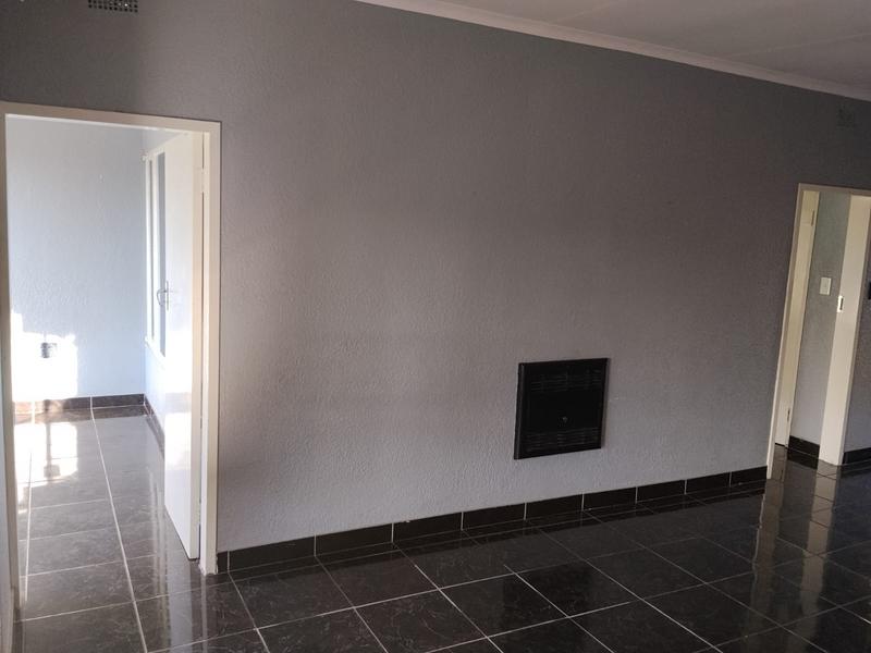 To Let 1 Bedroom Property for Rent in Windsor West Gauteng