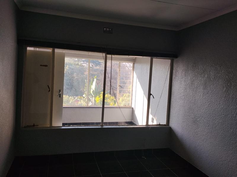 To Let 1 Bedroom Property for Rent in Windsor West Gauteng