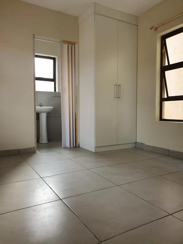 To Let 1 Bedroom Property for Rent in Cosmo City Gauteng