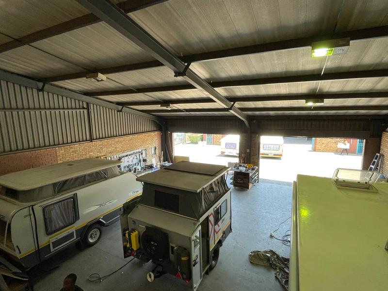 To Let Commercial Property for Rent in Hennopspark Gauteng