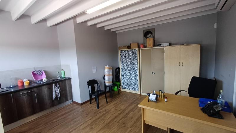 To Let Commercial Property for Rent in Lyttelton Manor Gauteng