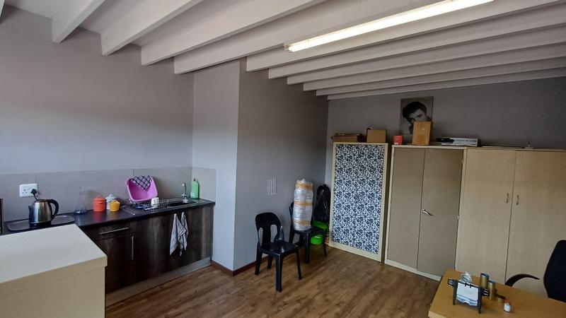 To Let Commercial Property for Rent in Lyttelton Manor Gauteng