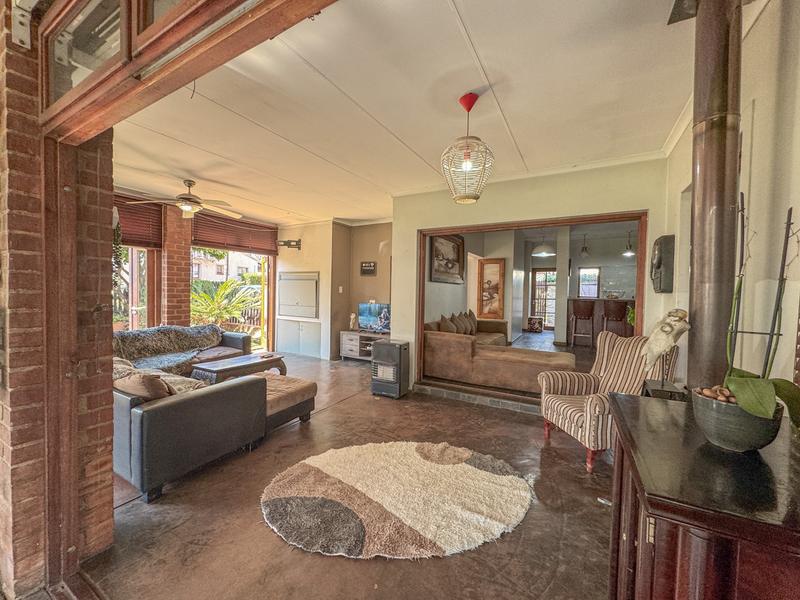 4 Bedroom Property for Sale in Hennopspark Gauteng