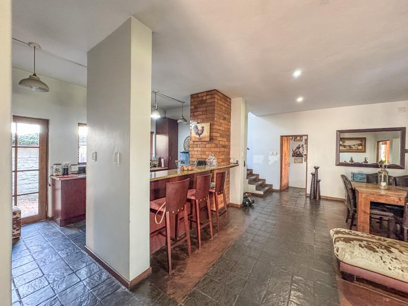 4 Bedroom Property for Sale in Hennopspark Gauteng