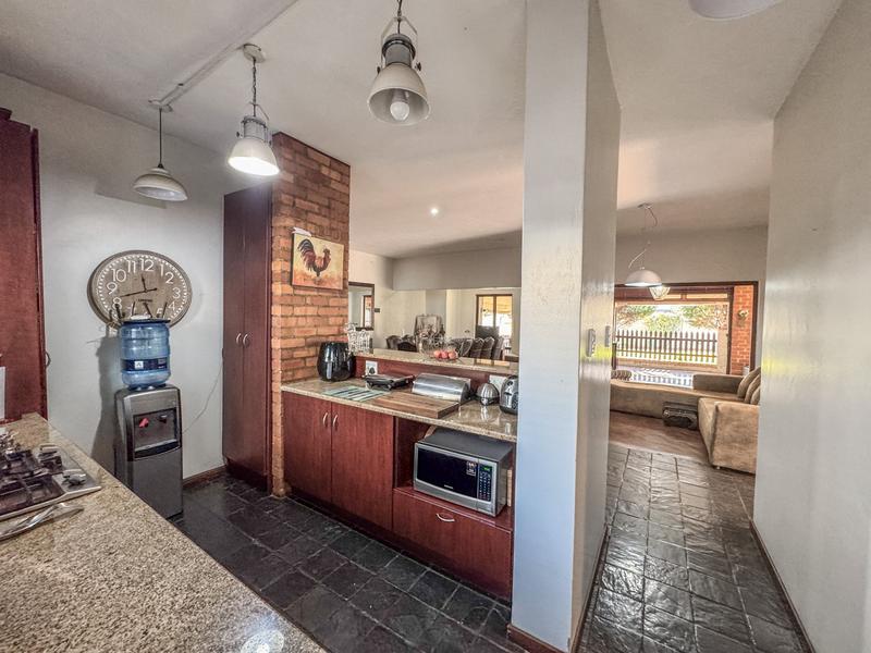 4 Bedroom Property for Sale in Hennopspark Gauteng