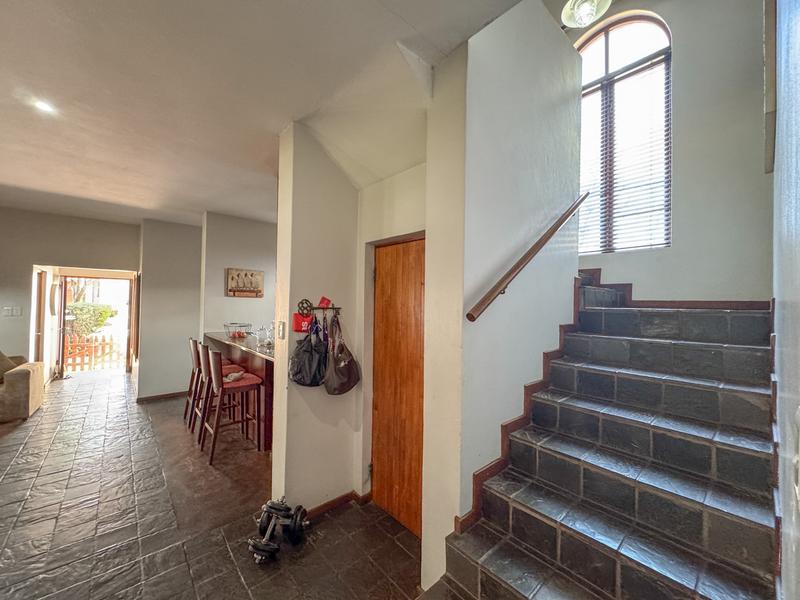 4 Bedroom Property for Sale in Hennopspark Gauteng