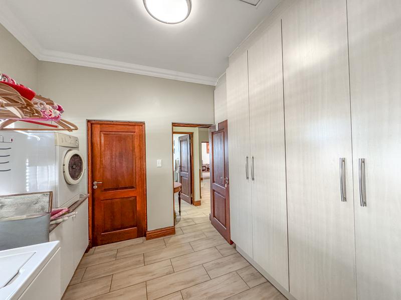 4 Bedroom Property for Sale in Midstream Hill Gauteng