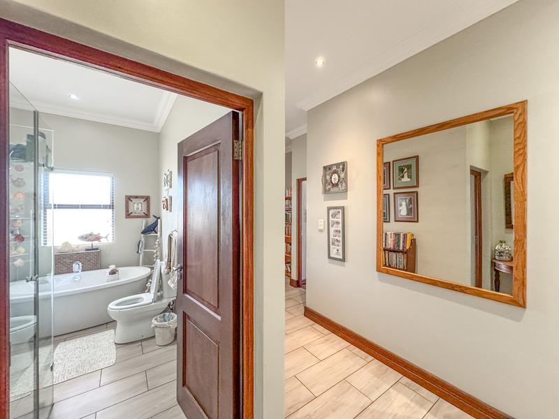4 Bedroom Property for Sale in Midstream Hill Gauteng