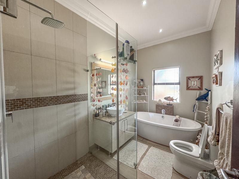 4 Bedroom Property for Sale in Midstream Hill Gauteng