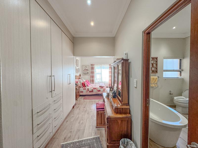 4 Bedroom Property for Sale in Midstream Hill Gauteng