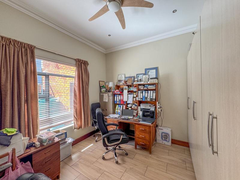 4 Bedroom Property for Sale in Midstream Hill Gauteng