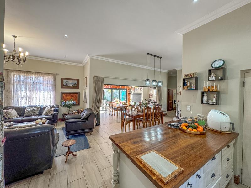 4 Bedroom Property for Sale in Midstream Hill Gauteng